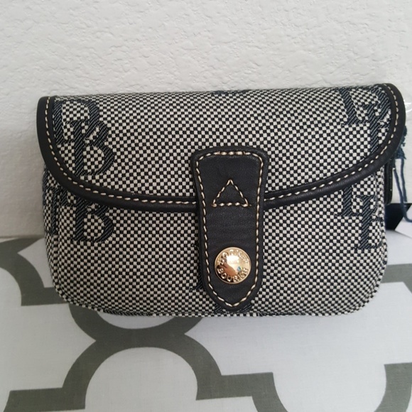 Dooney & Bourke Handbags - Dooney & Bourke Navy and Cream Wristlet